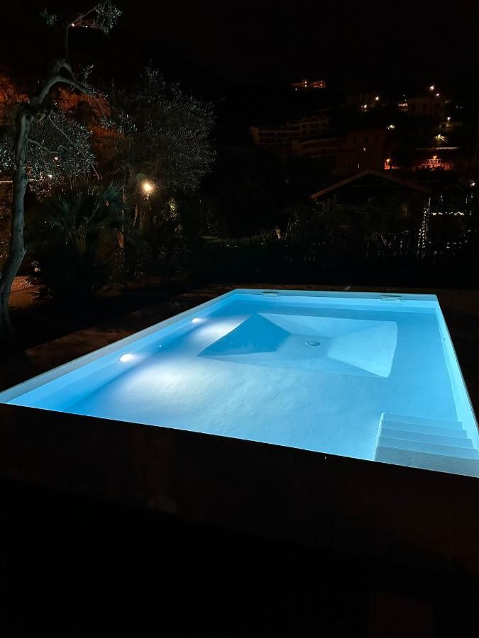 Suite Lidia B&B Сорренто Екстер'єр фото