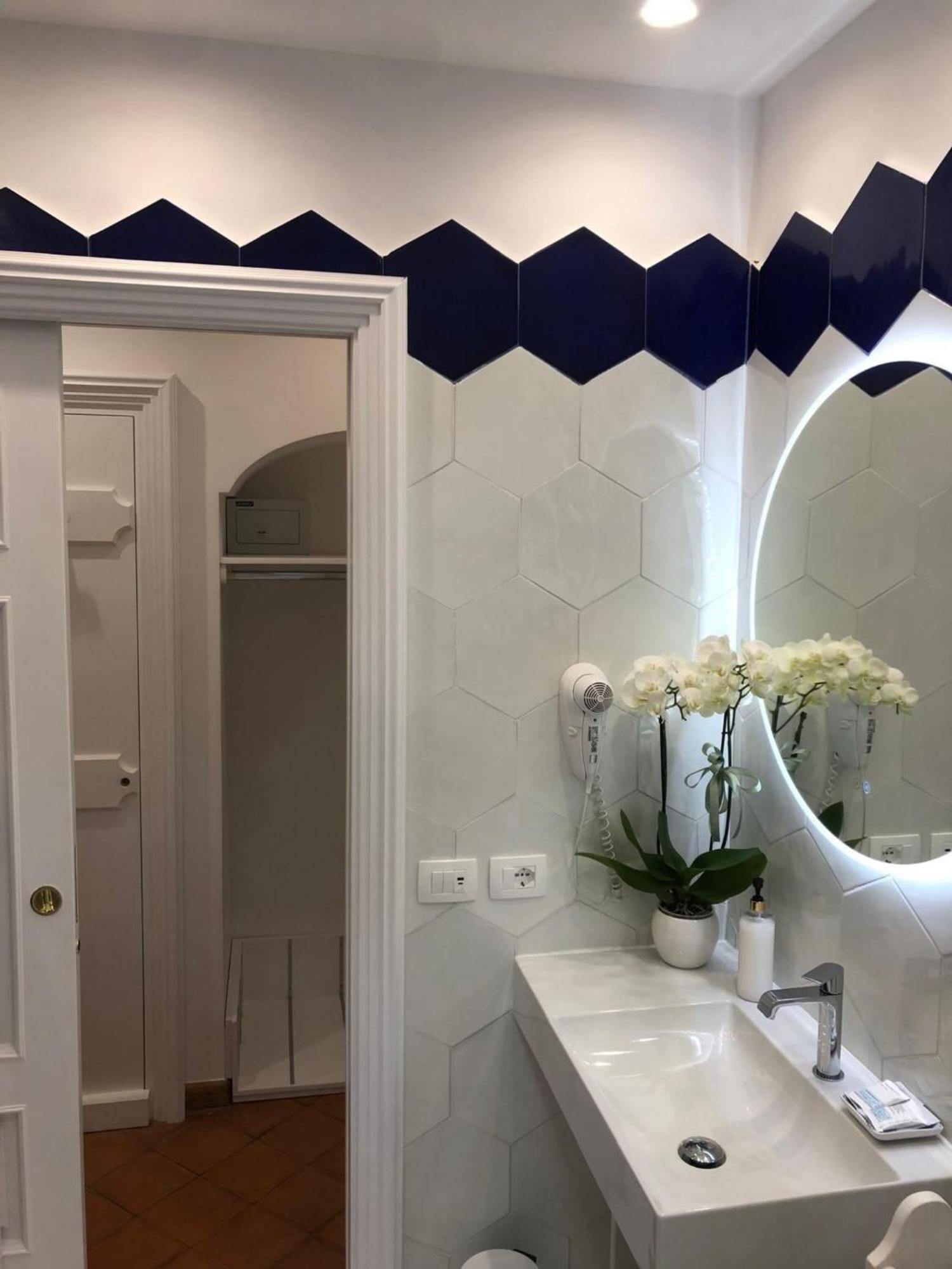 Suite Lidia B&B Сорренто Екстер'єр фото